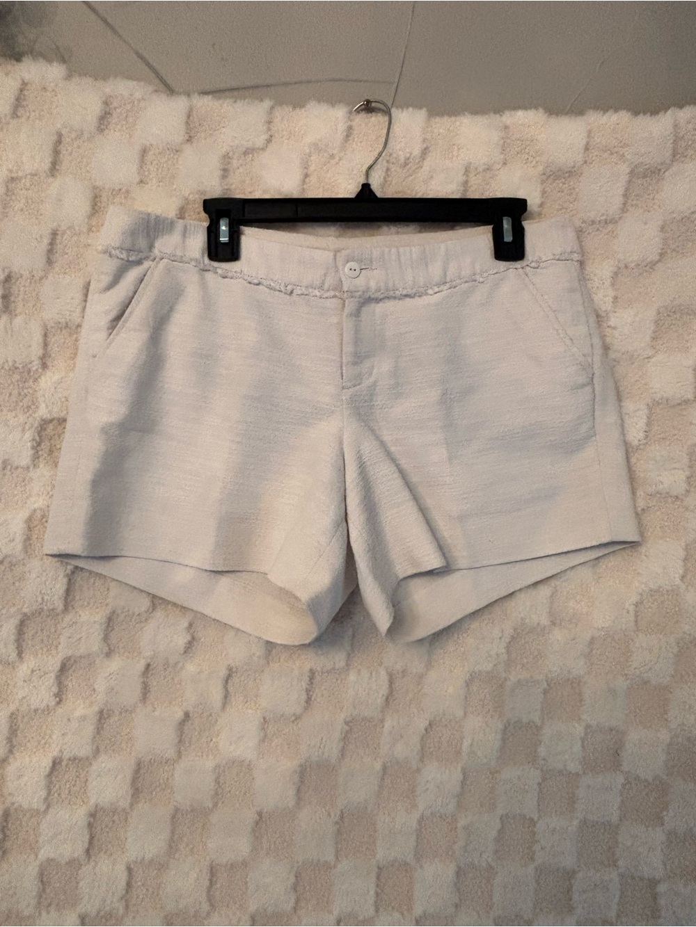 Lilly Pulitzer Women’s Textured off white Casual Cotton Blend shorts